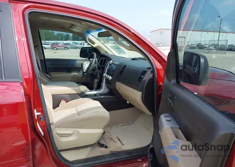 2008 Toyota Tundra Sr5 5.7L V8 z USA, uszkodzony, nr VIN 5TFRV54128X051740